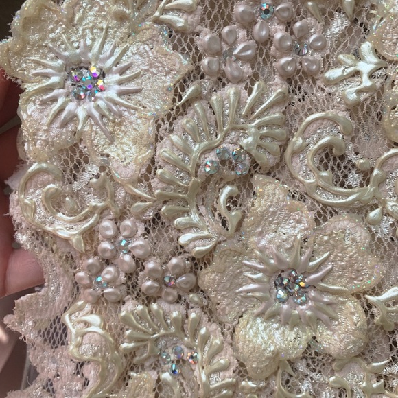 Swarovski Crystal gown by Camille Flawless. - Picture 4 of 5